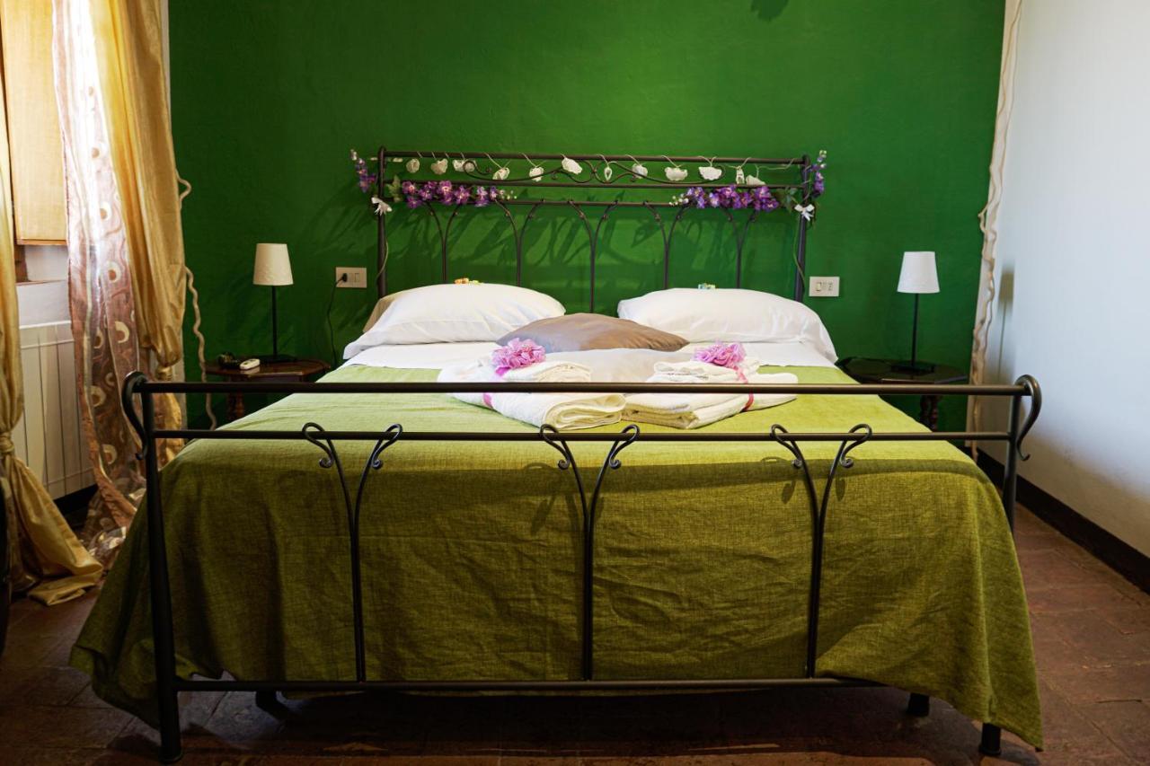 B&B Le Undici Lune San Gimignano Extérieur photo